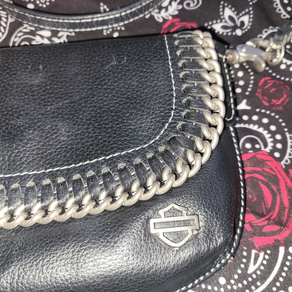 Harley-Davidson Black Crossbody Bag with Silver Chain